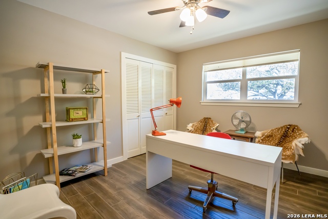 Image 51 of 60 For 9117 Oak Downs