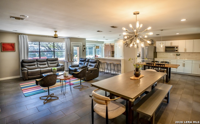 Image 8 of 60 For 9117 Oak Downs