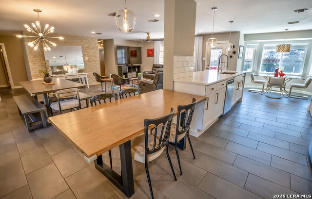 Image 9 of 60 For 9117 Oak Downs