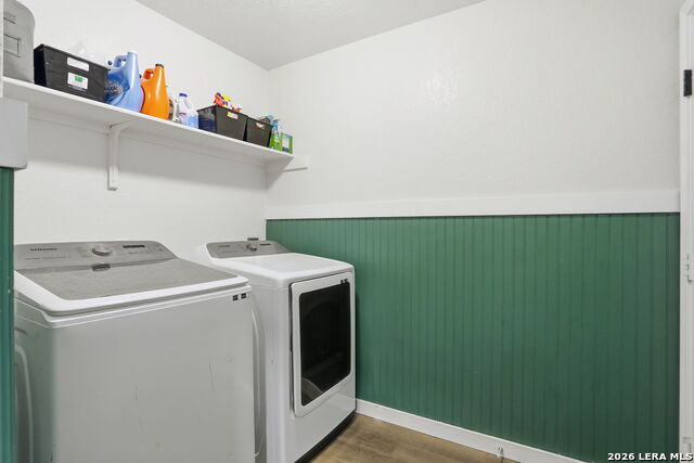 Image 32 of 53 For 1814 Strawhouse Way