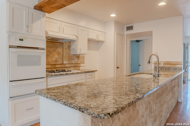 Image 11 of 27 For 5103 Guinevere