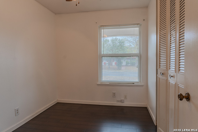 Image 15 of 27 For 5103 Guinevere