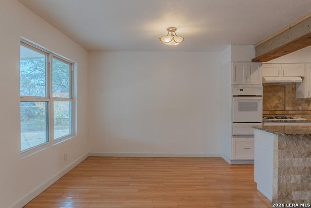 Image 20 of 27 For 5103 Guinevere