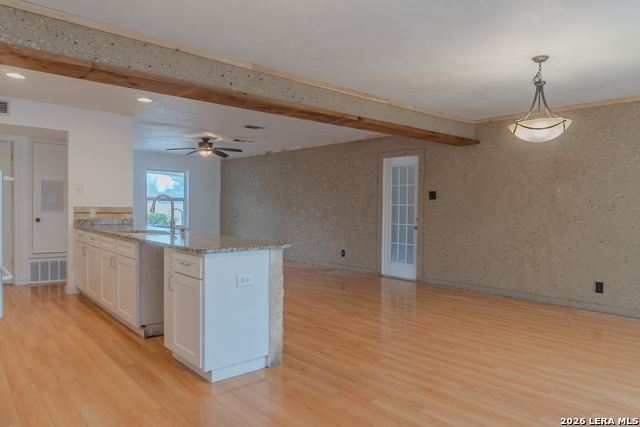 Image 9 of 27 For 5103 Guinevere