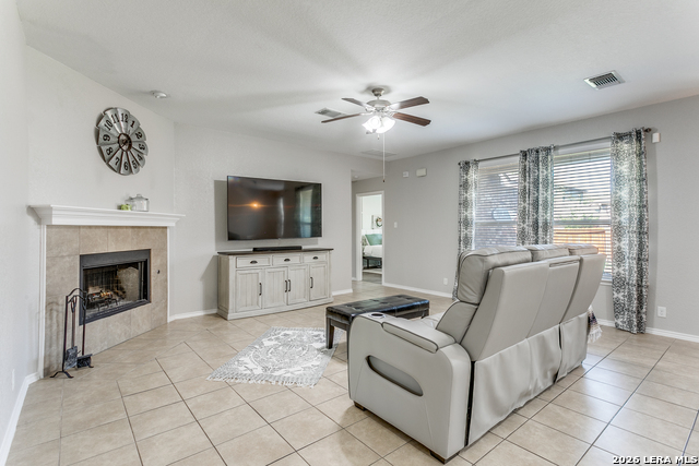 Image 7 of 25 For 15435 Gallant Bloom