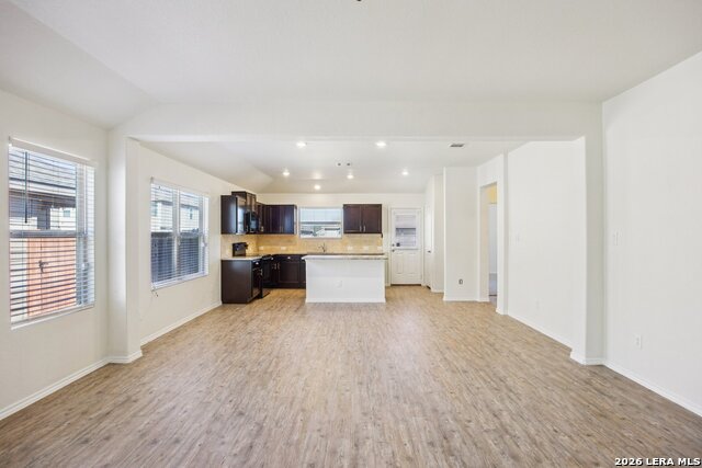 Image 6 of 33 For 160 Field Rdg