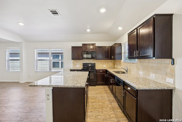 Image 8 of 33 For 160 Field Rdg