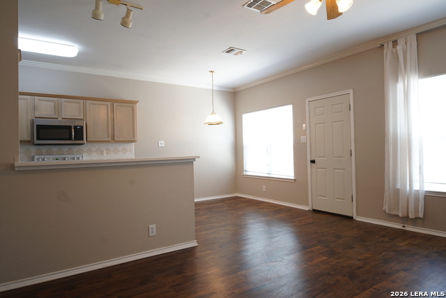 Image 11 of 28 For 7203 Snowden