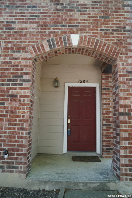 Image 3 of 28 For 7203 Snowden