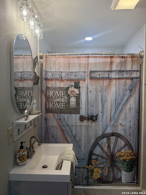 Image 31 of 40 For 13689 Fm 1283  2