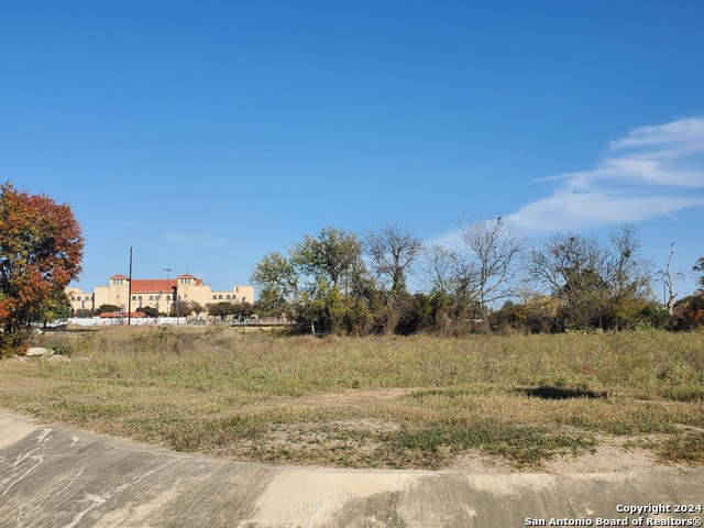 Image 3 of 10 For 0 Woodcliffe