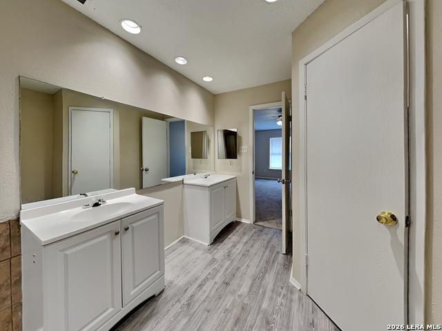 Image 18 of 24 For 10526 Kinderhook