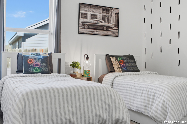 Image 13 of 21 For 5938 Autumn Palms