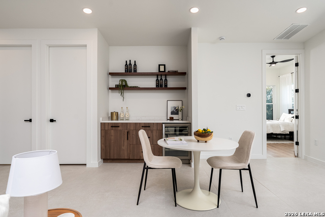 Image 13 of 46 For 707 Lone Cir