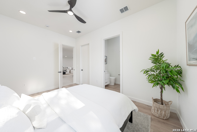 Image 24 of 46 For 707 Lone Cir