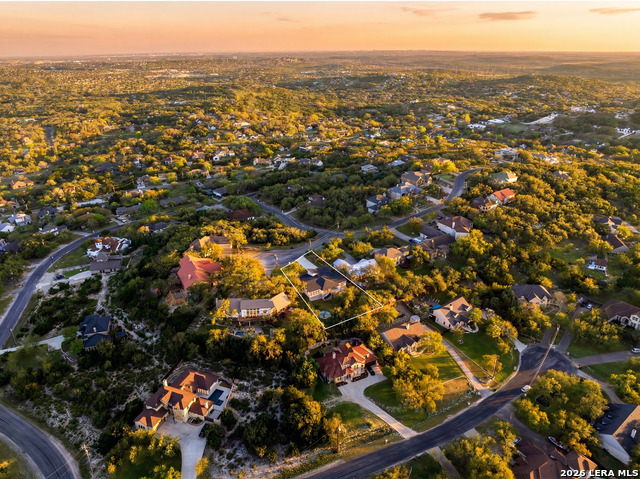 Image 3 of 46 For 707 Lone Cir