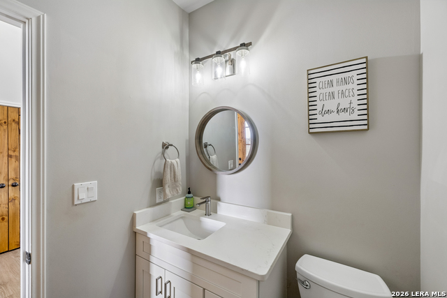 Image 28 of 40 For 854 County Road 7421