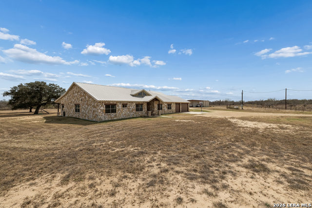 Image 4 of 40 For 854 County Road 7421