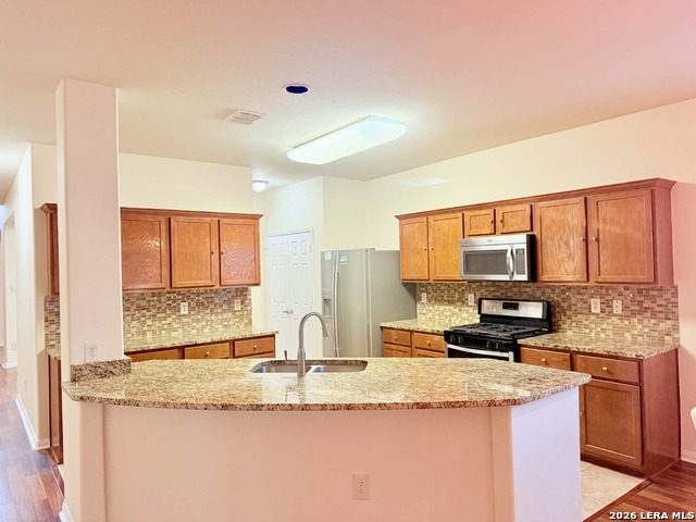 Image 10 of 19 For 20630 Cliff Park