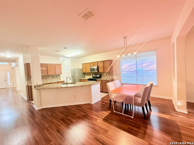 Image 9 of 19 For 20630 Cliff Park