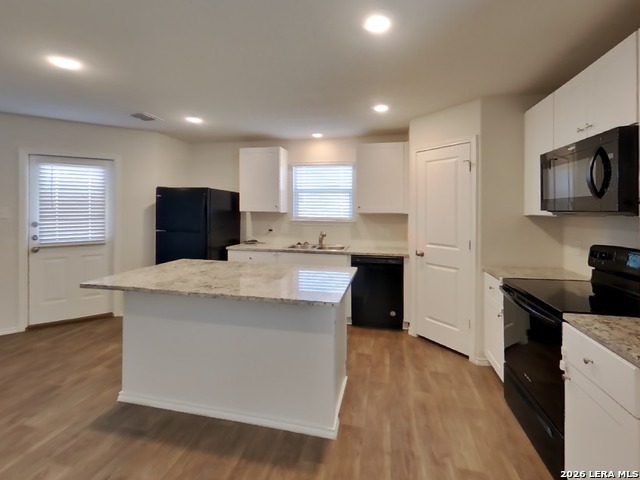 Image 4 of 17 For 13215 Winemaker