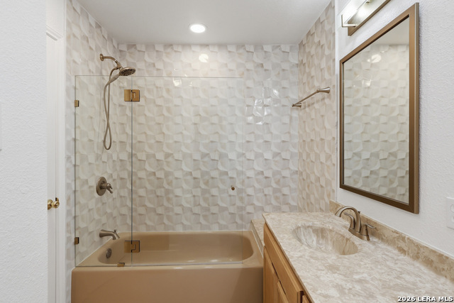 Image 26 of 32 For 12008 Vista Nogal St