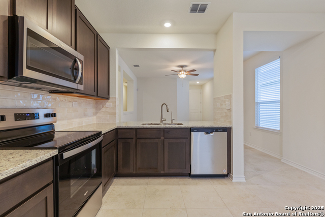 Image 10 of 25 For 4179 Carraway St