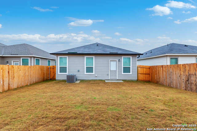 Image 23 of 25 For 4179 Carraway St