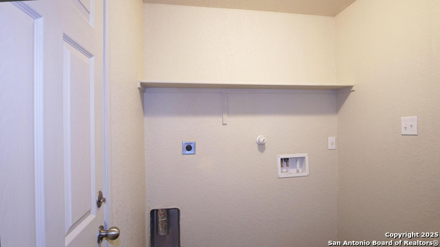 Image 9 of 12 For 5907 Camier Cove