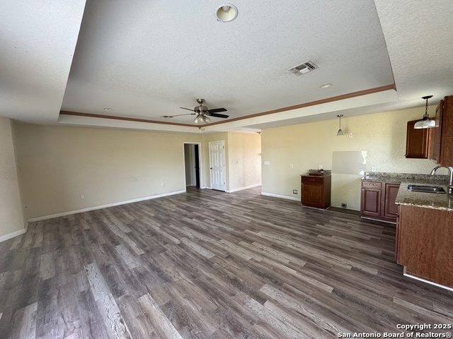 Image 5 of 13 For 14618 Quesenberry Rd  1