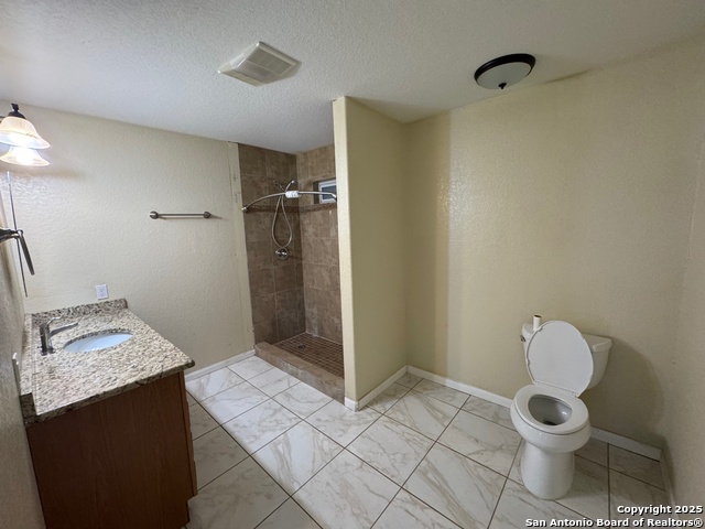 Image 8 of 13 For 14618 Quesenberry Rd  1