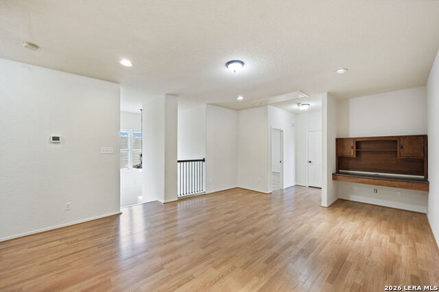 Listing photo id 15 for 316 Sparrow  