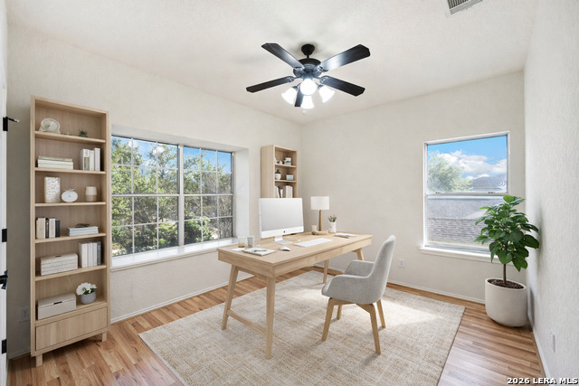 Listing photo id 22 for 316 Sparrow  