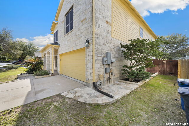 Listing photo id 36 for 316 Sparrow  