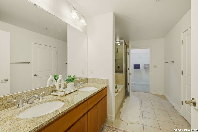 Image 23 of 48 For 215 Center N 804