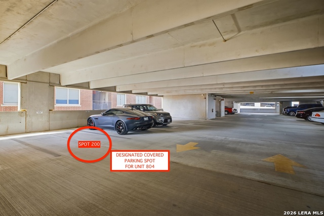 Image 28 of 48 For 215 Center N 804