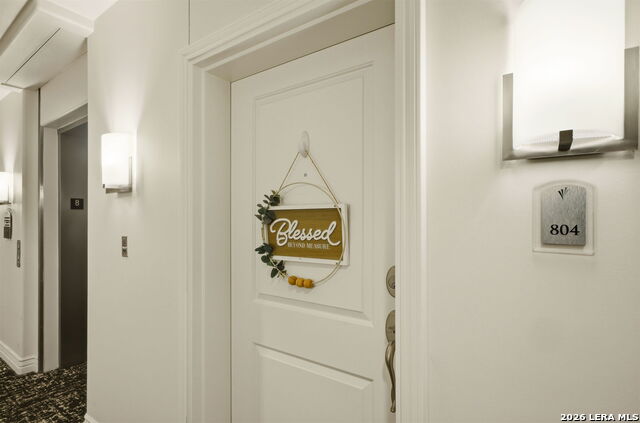 Image 3 of 48 For 215 Center N 804