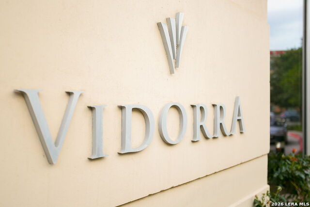 Image 30 of 48 For 215 Center N 804