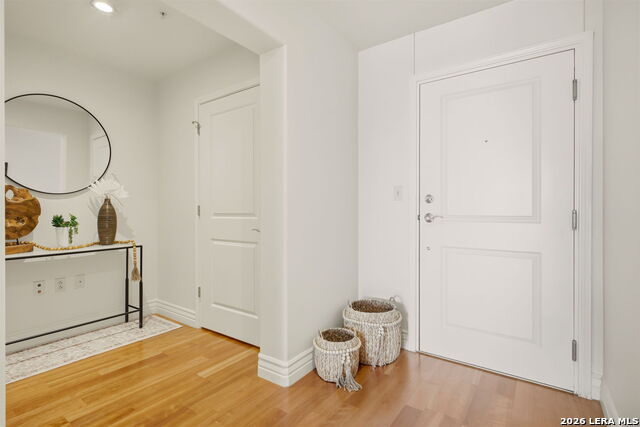 Image 7 of 48 For 215 Center N 804