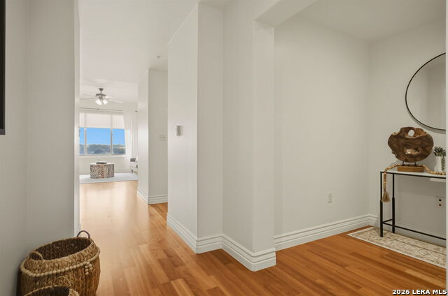 Image 9 of 48 For 215 Center N 804