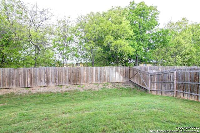 Listing photo id 0 for 5523 Degan Way