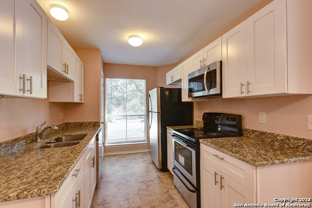 Image 7 of 14 For 1431 Loma Alto Rd  4