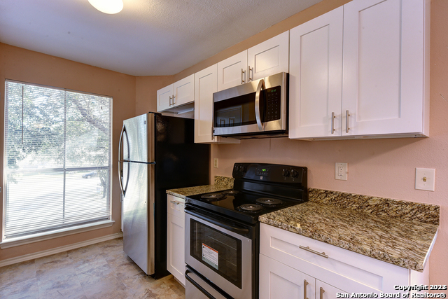 Image 8 of 14 For 1431 Loma Alto Rd  4