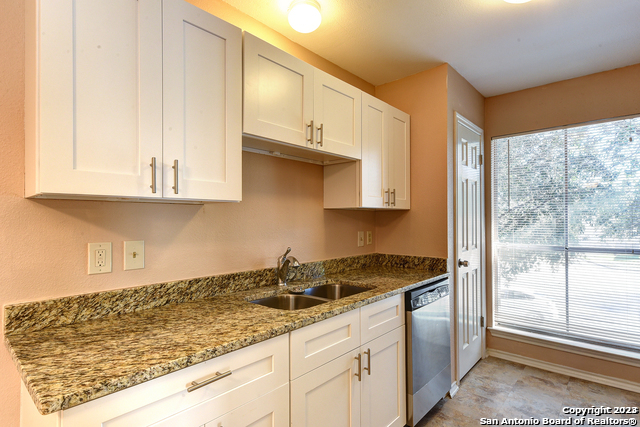 Image 9 of 14 For 1431 Loma Alto Rd  4