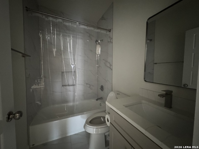 Image 18 of 30 For 631 Mistletoe E