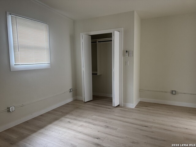 Image 29 of 30 For 631 Mistletoe E