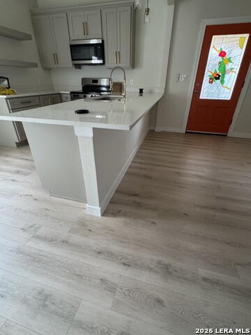 Image 7 of 30 For 631 Mistletoe E