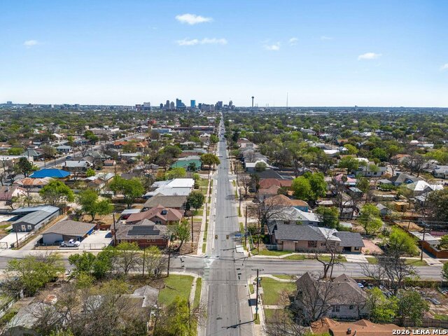 Image 28 of 29 For 2922 Buena Vista St