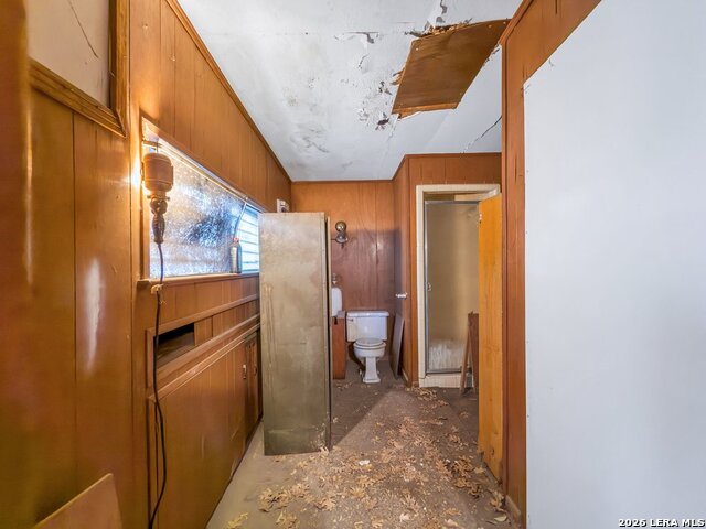 Image 6 of 29 For 2922 Buena Vista St