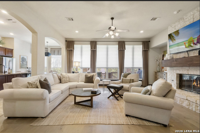 Image 4 of 24 For 210 Bushbuck Path